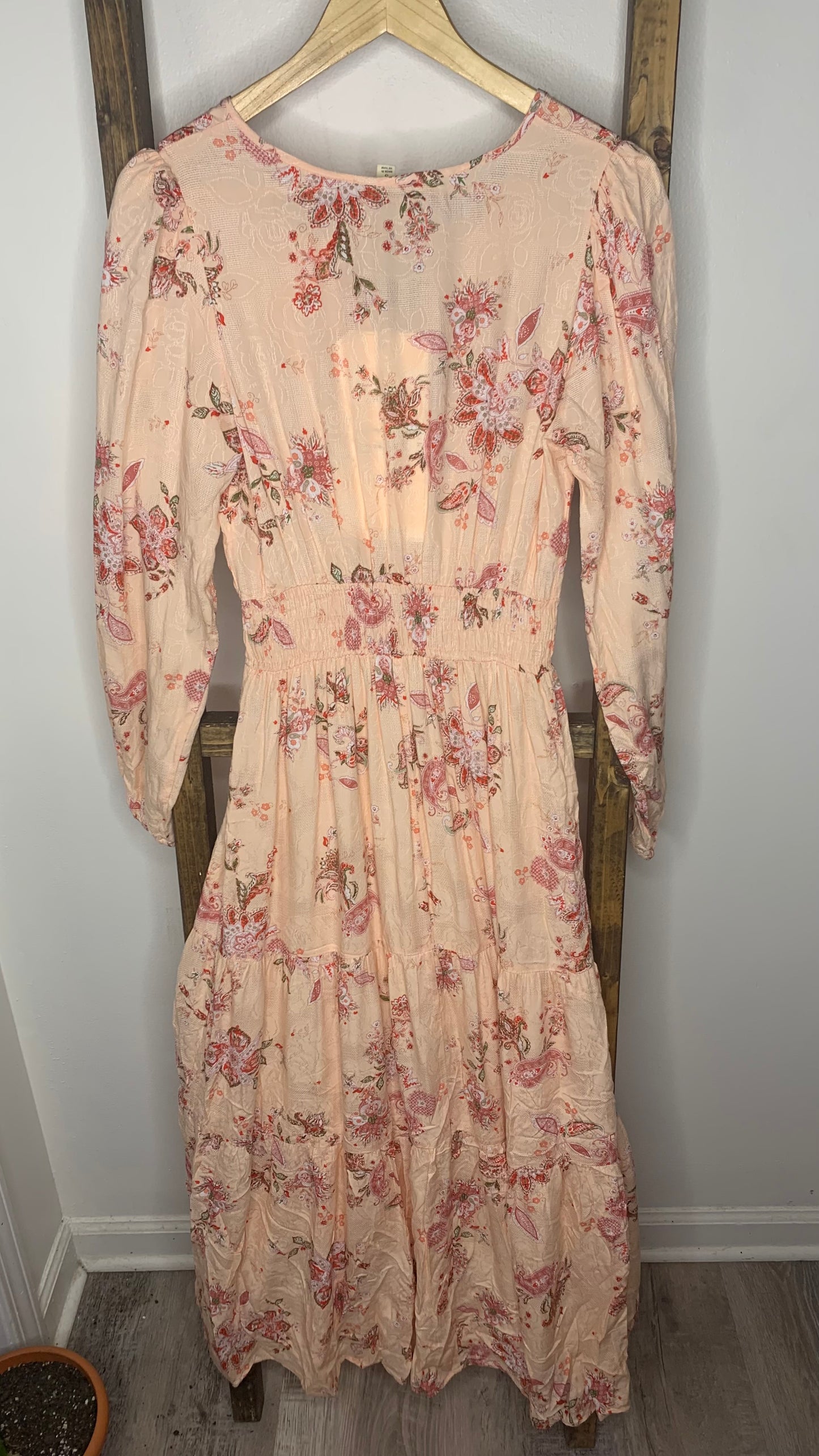 Easel Light Pink Floral Maxi Dress S