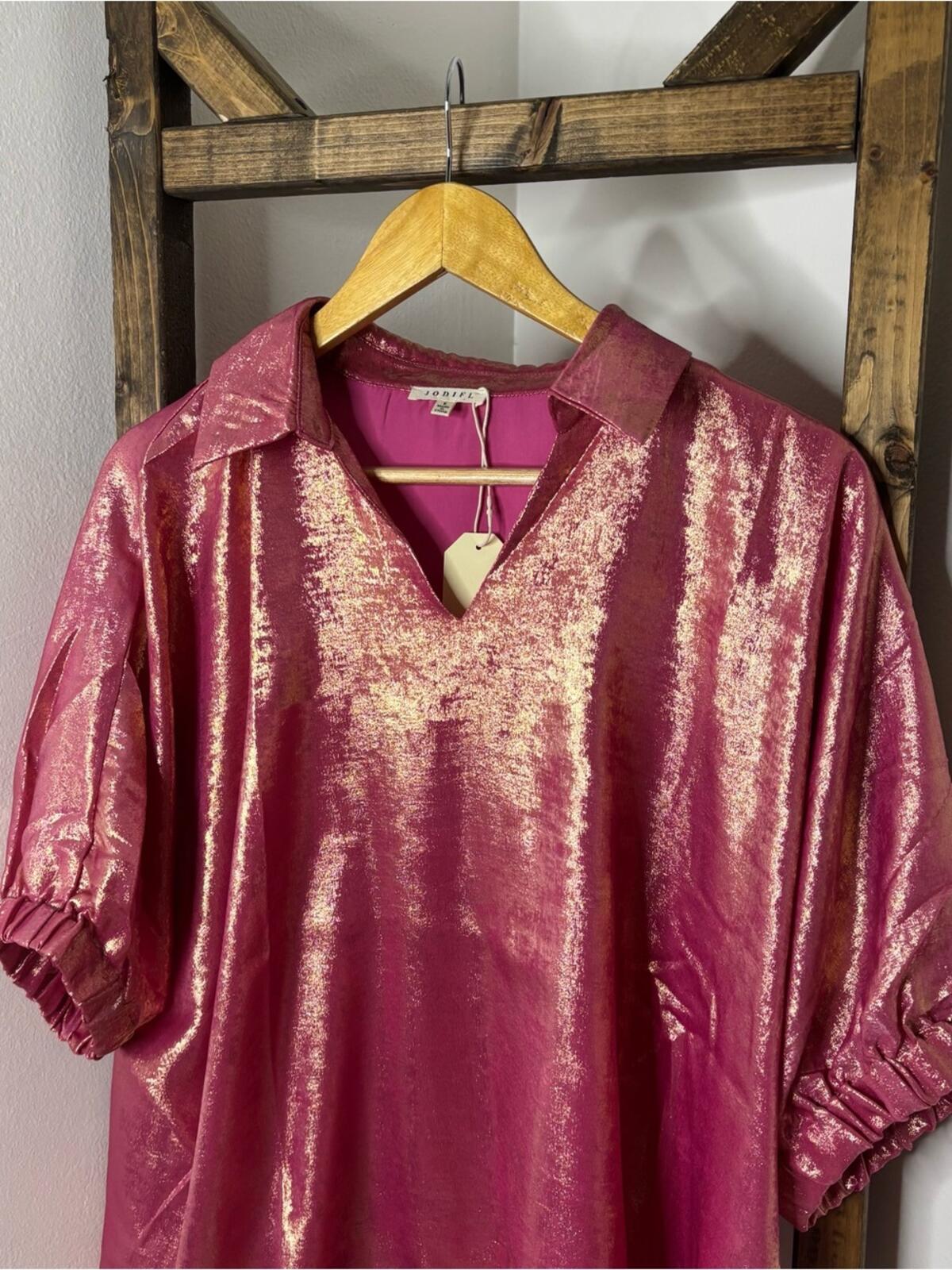 Jodifl Oversized Metallic Pink V-Neck Balloon Sleeve Top