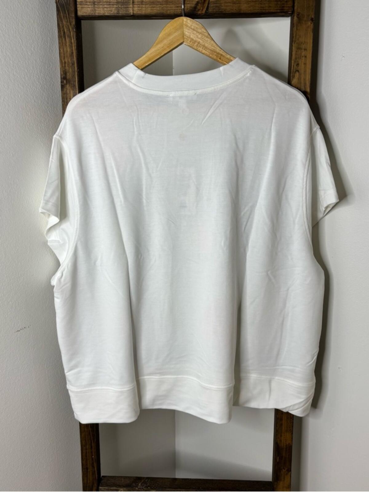 Mary Square White Sequin Sailboat Graphic Short Sleeve Tee
