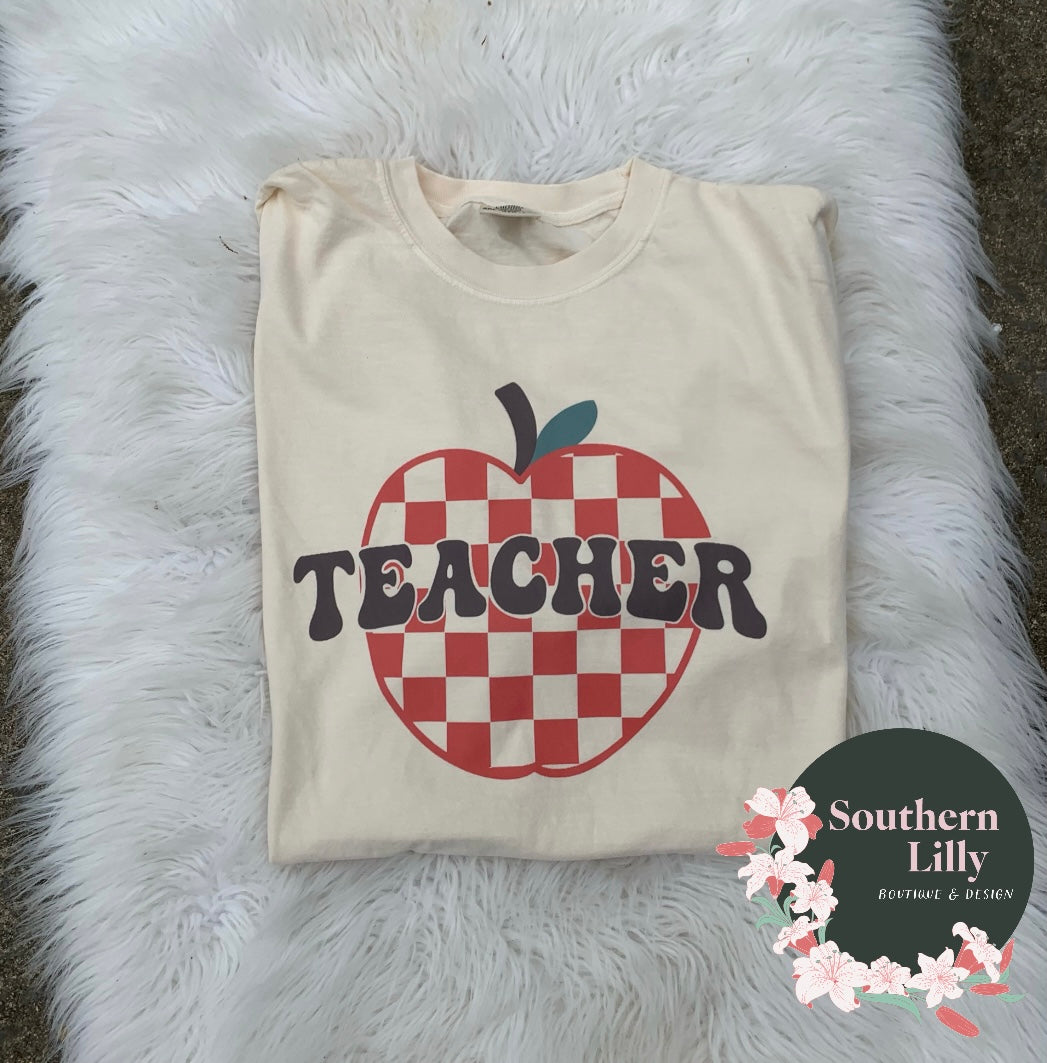 Teacher Retro Apple Comfort Colors T-Shirt