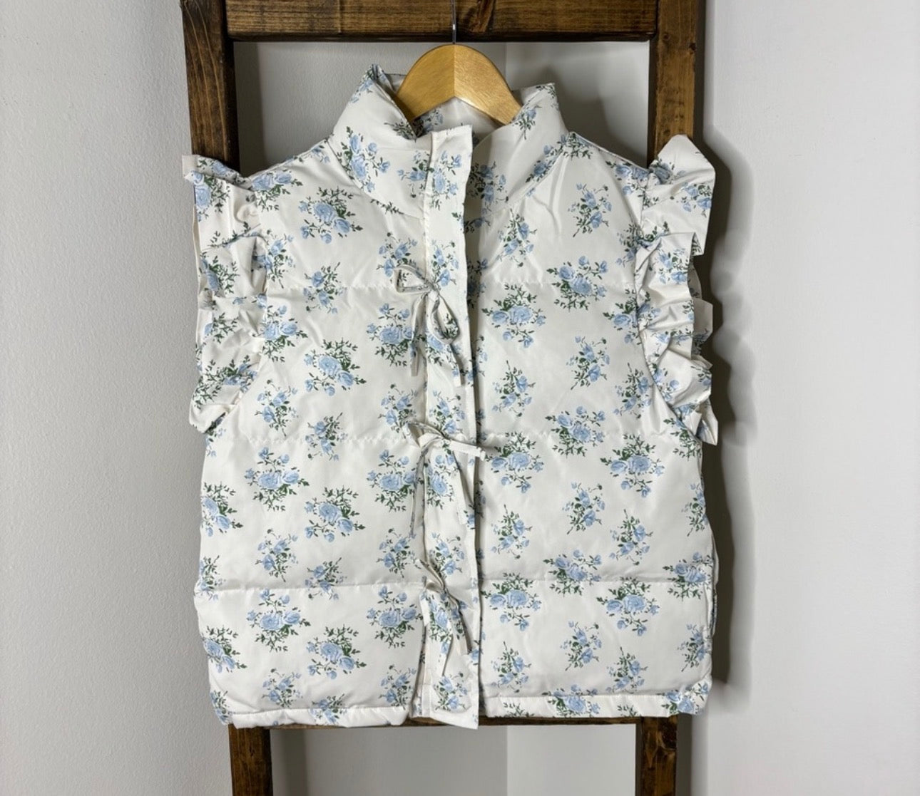 Blue Floral Ruffle Sleeve Puffer Vest
