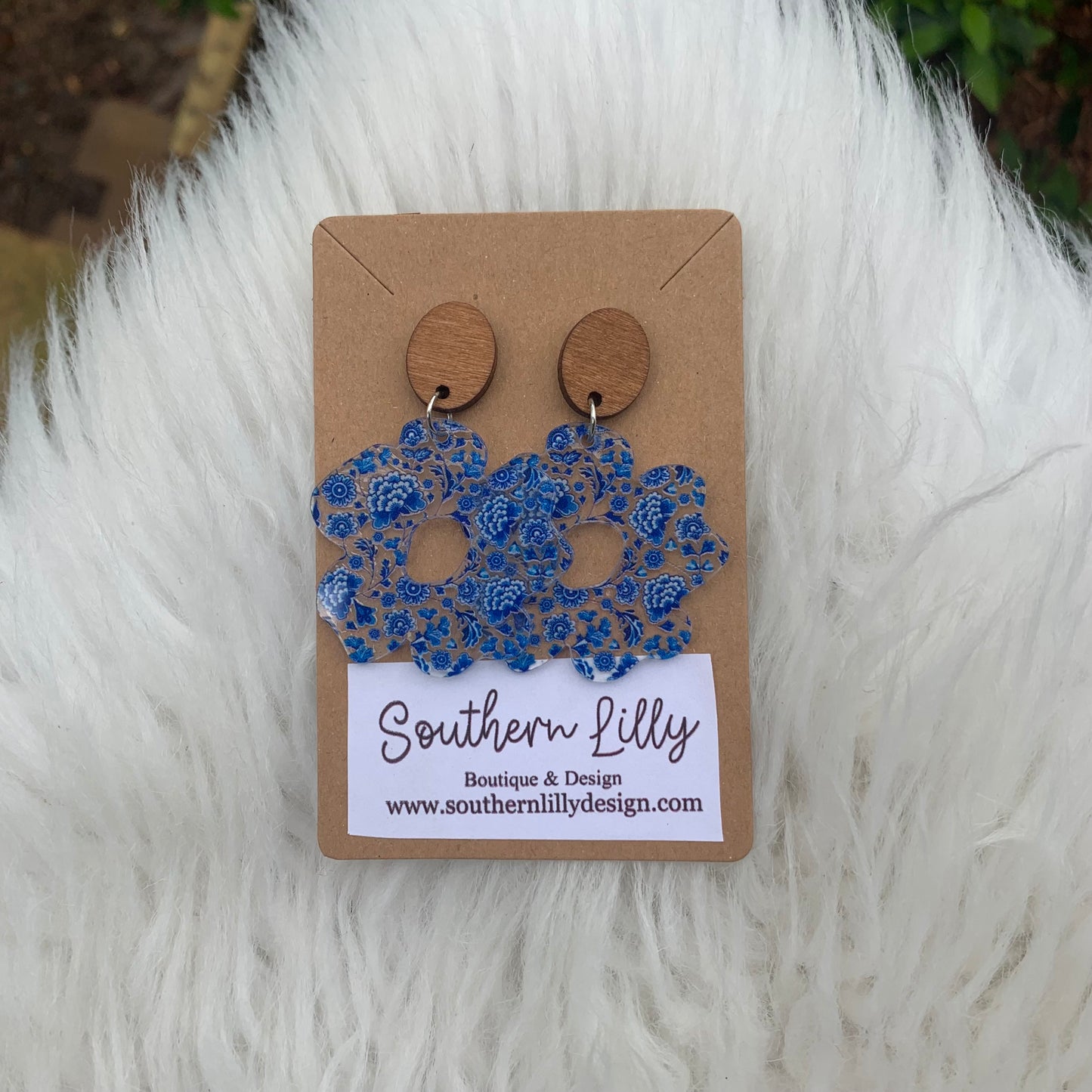 Blue Flower Chinoiserie Daisy Earrings