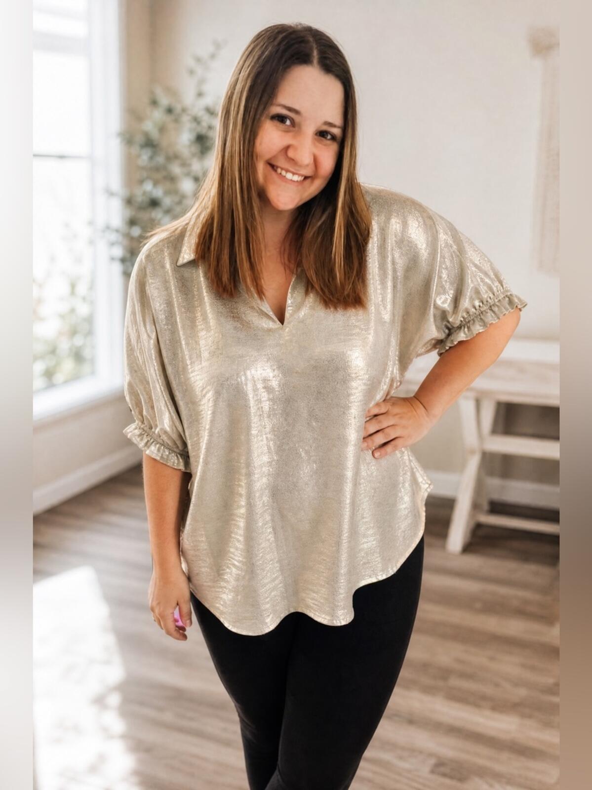 Jodifl Metallic Oversized V-Neck Short Sleeve Top in Gold