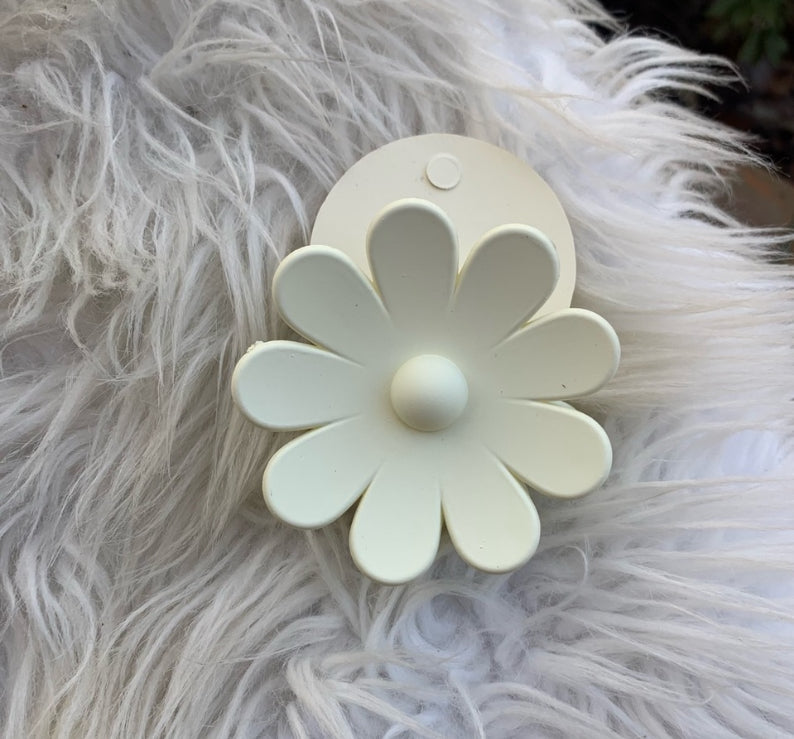 Plastic Flower Hair Clip (1 Piece)