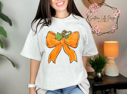 Pumpkin Bow Gildan T-Shirt