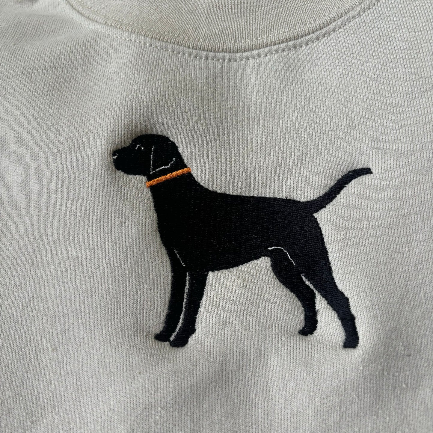 Labrador Embroidered Sweatshirt