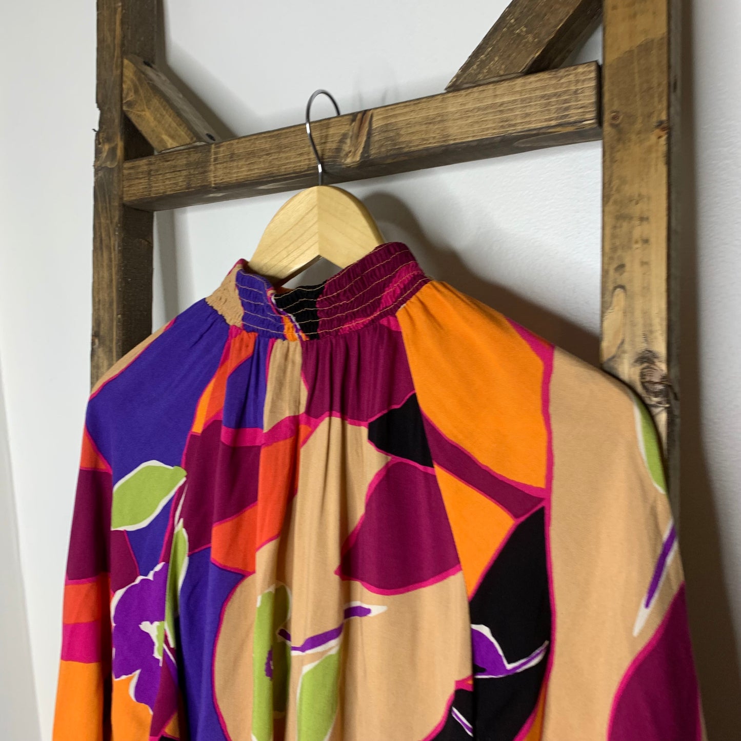 Easel Colorful Print Blouse S