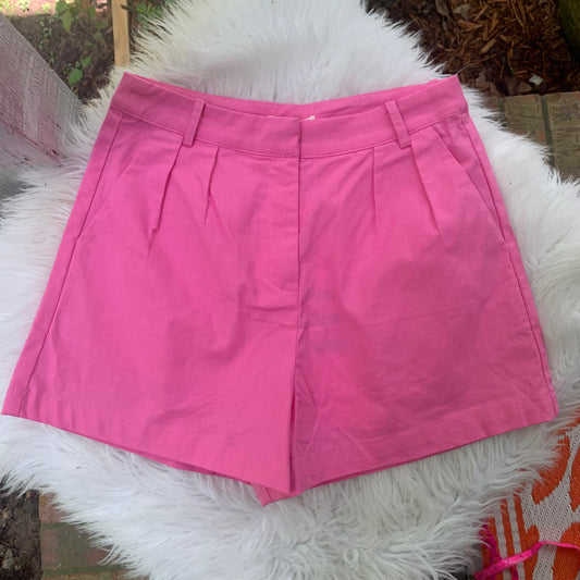 Easel Pink Pleated Shorts S