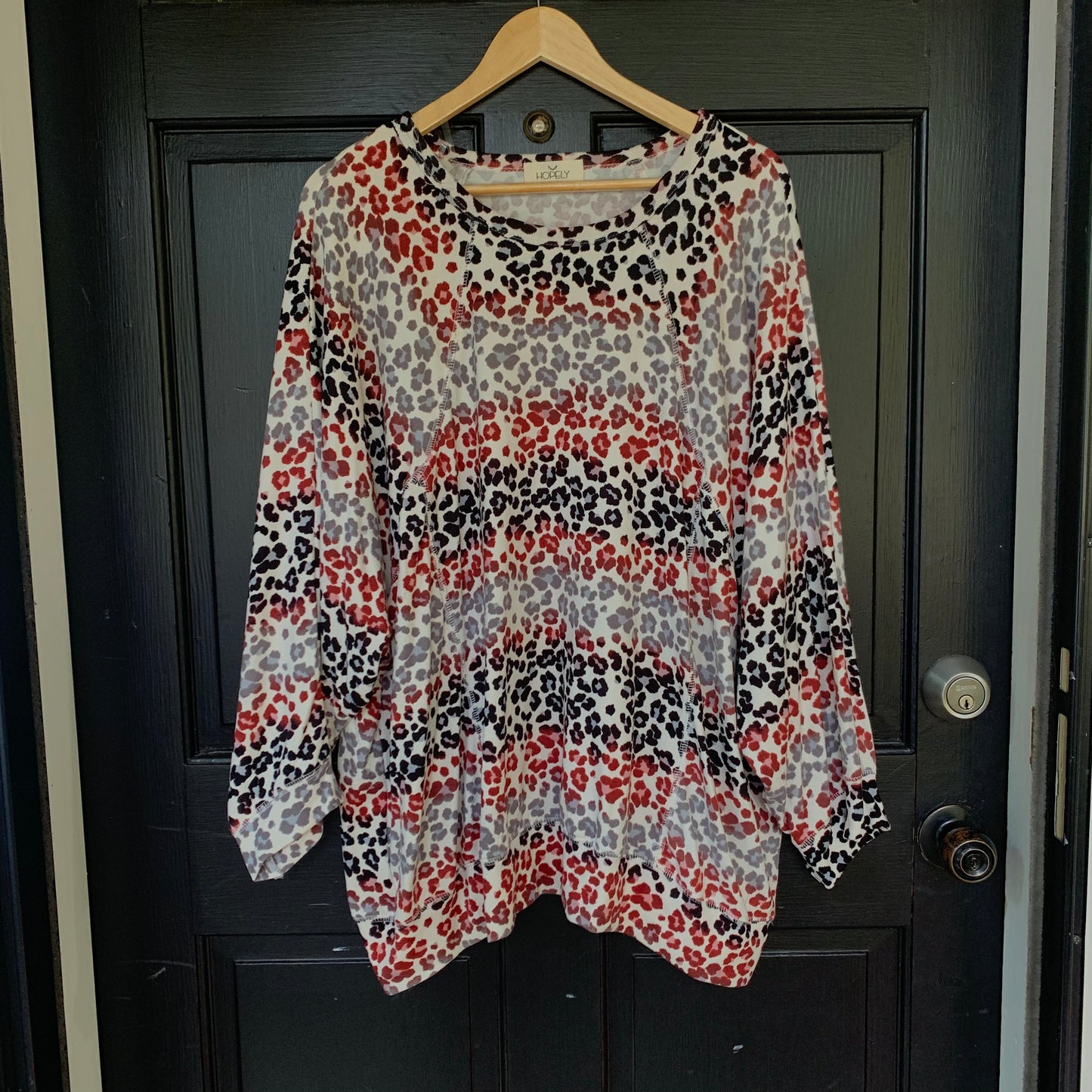 Plus Size Ombre Leopard Print Oversized Top