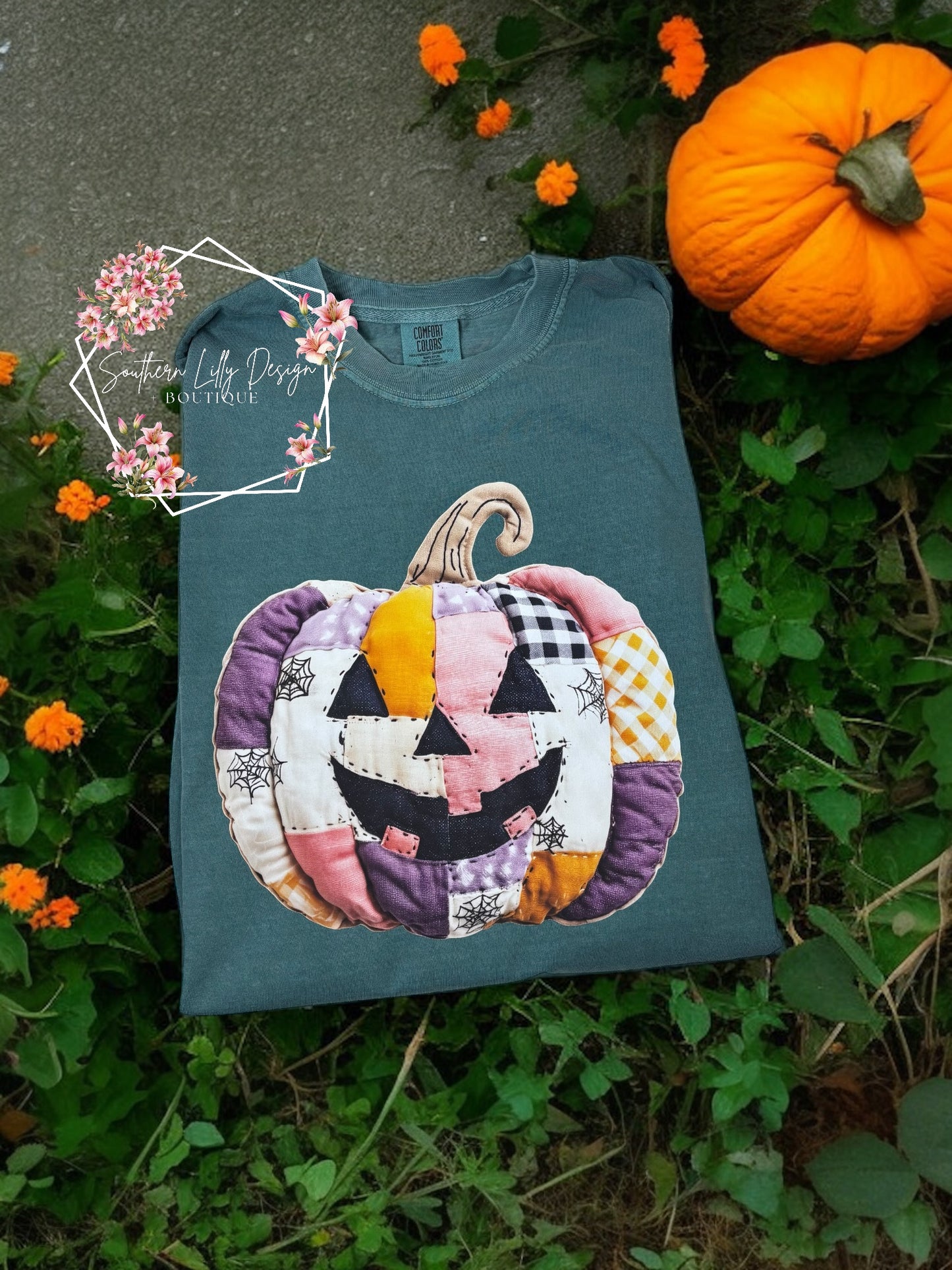 Patchwork Pumpkin Jack-O’-Lantern Comfort Colors Tee