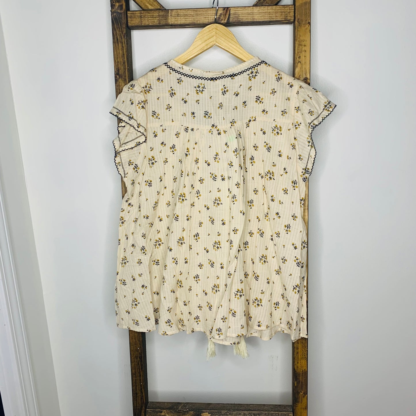 Easel Babydoll Floral Print Blouse S