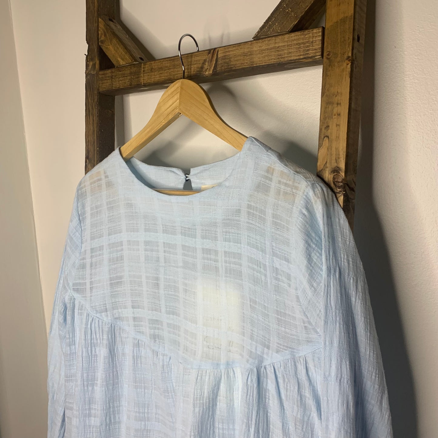 Easel Light Blue Tunic Top S