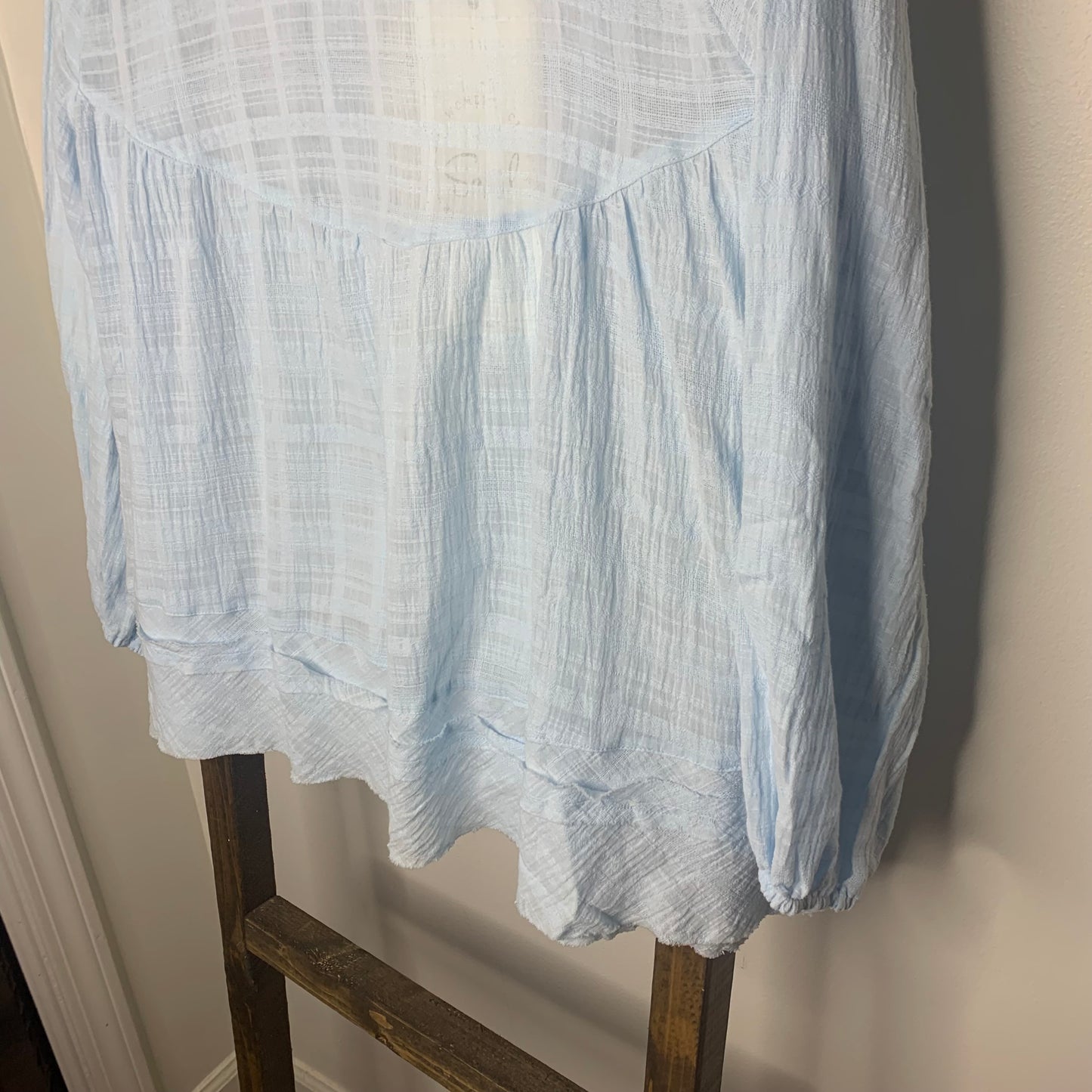 Easel Light Blue Tunic Top S