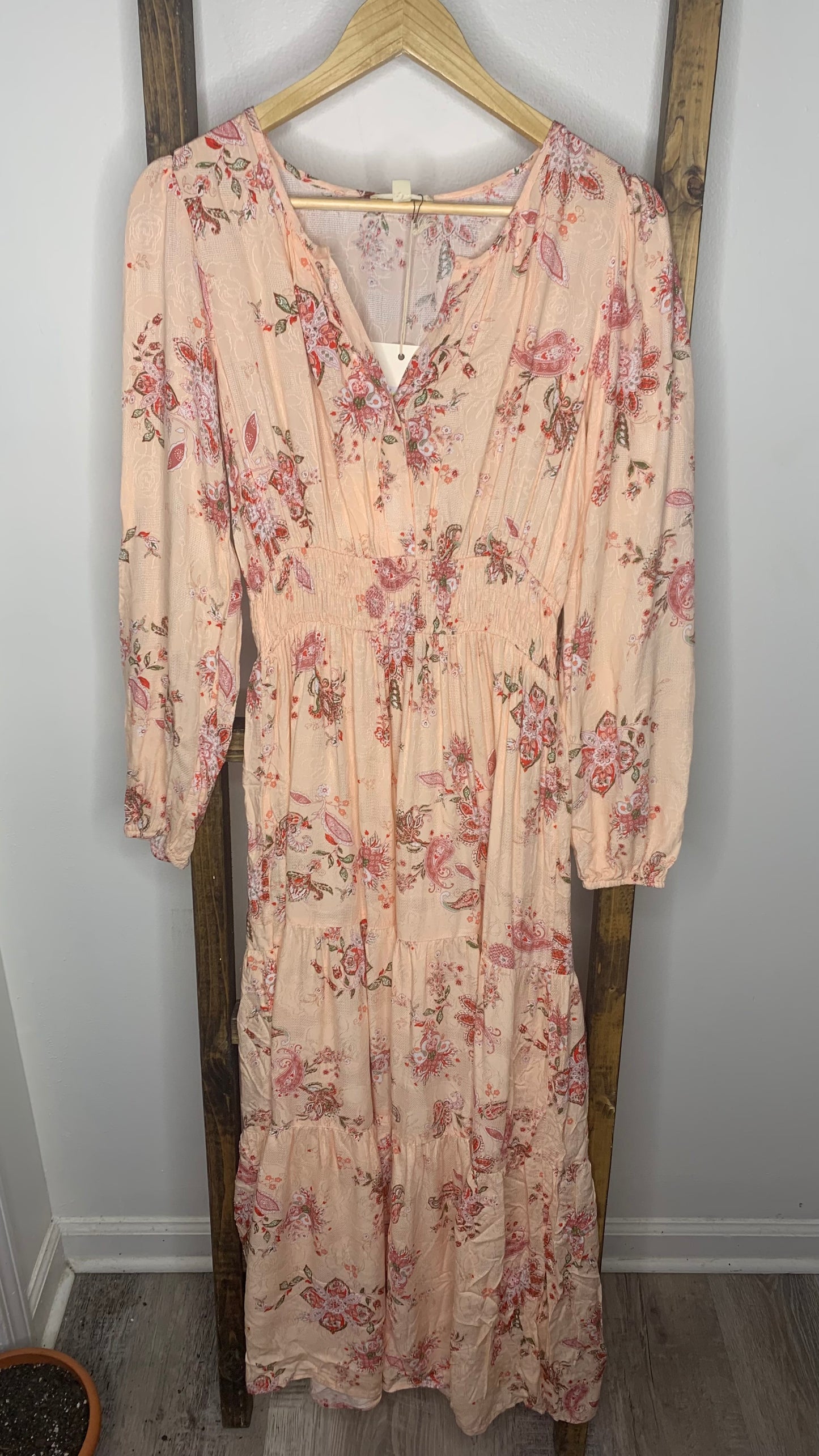 Easel Light Pink Floral Maxi Dress S