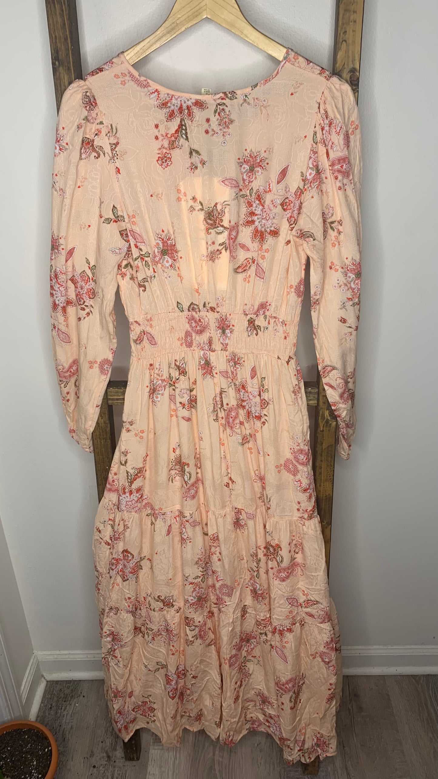 Easel Light Pink Floral Maxi Dress S