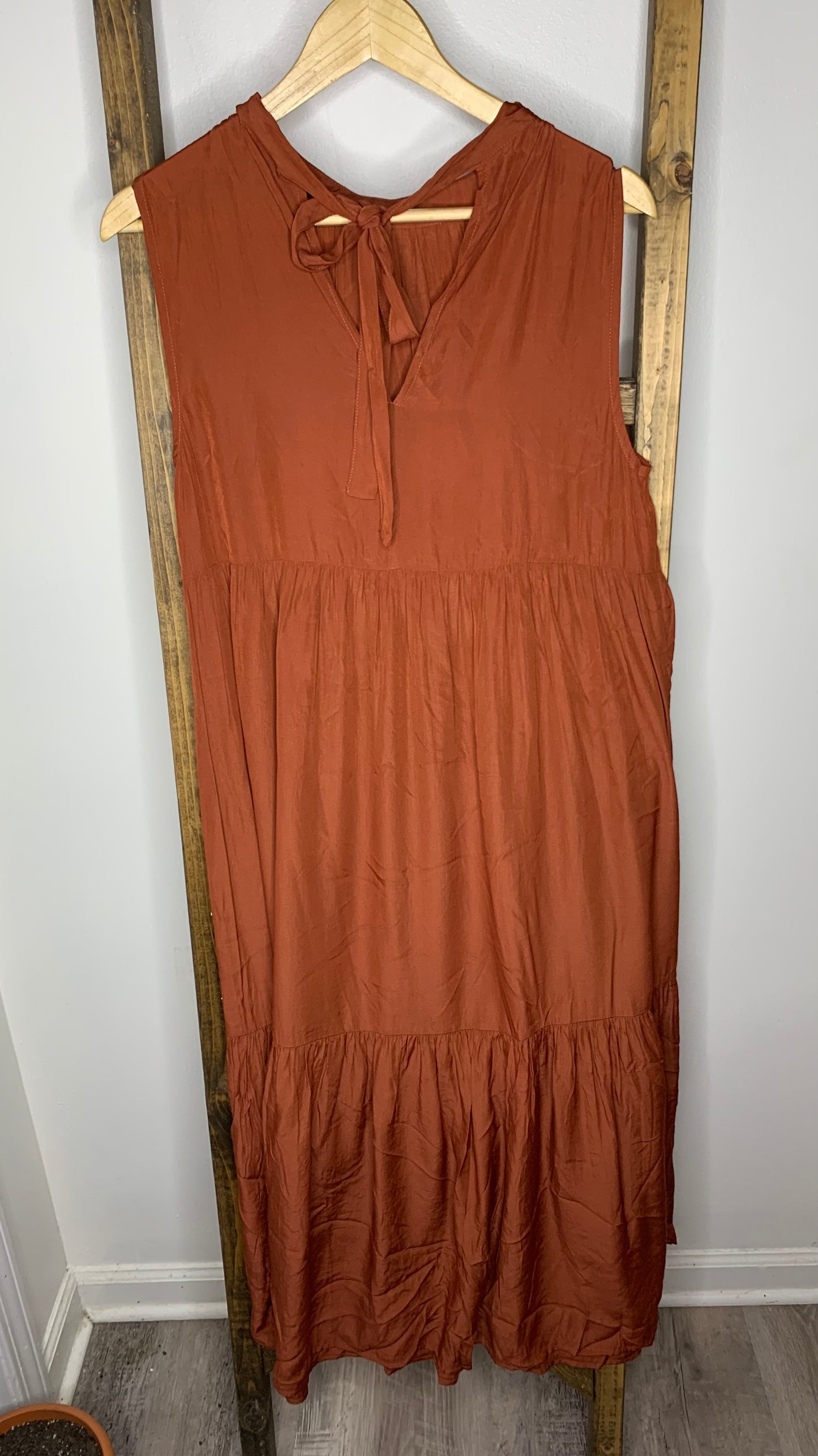 Easel Burnt Orange Maxi Dress S