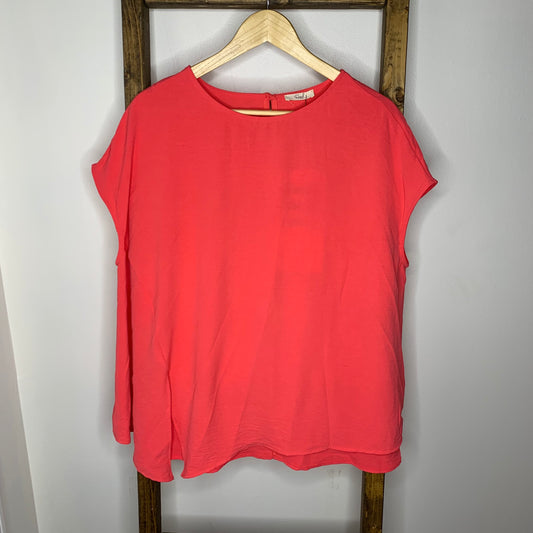 Easel Coral Color Blouse S