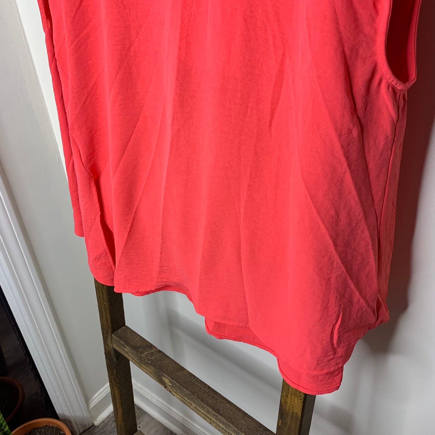 Easel Coral Color Blouse S