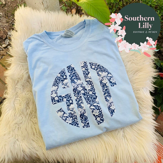 Chinoiserie Blue Floral Print Preppy Monogram Comfort Colors T-Shirt